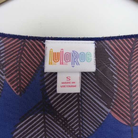 LuLaRoe Monroe kimono - Picture 6 of 6